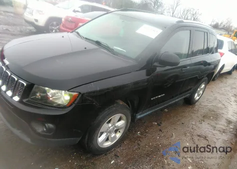 2014 Jeep Compass Sport z USA, uszkodzony, nr VIN 1C4NJCBA0ED585334